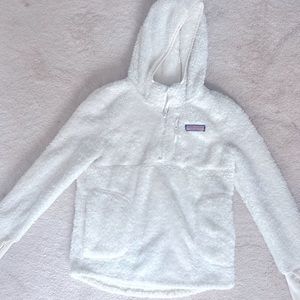 Vineyard Vines Girls Sweater Medium